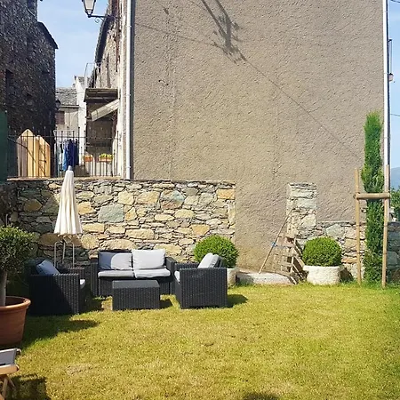 Maison D'une A Avec Magnifique Vue Sur La Montagne Jardin Clos Et Wifi A 20 Km De La Plage * Rutali